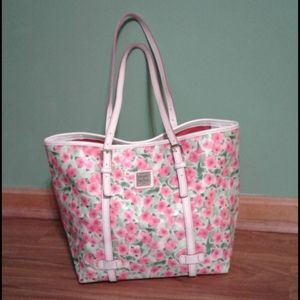 Large Dooney & Bourke flowers Leisure Shopper tote